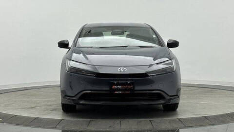 2025 Toyota Prius LE