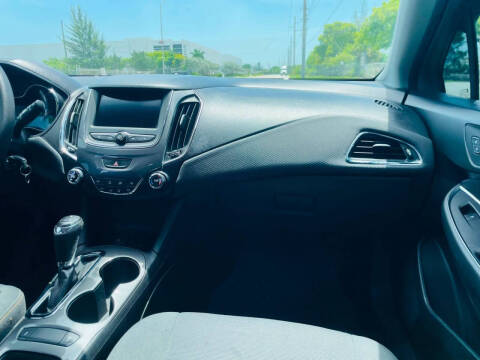 2019 Chevrolet Cruze LS