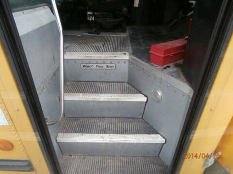 2001 International Blue Bird