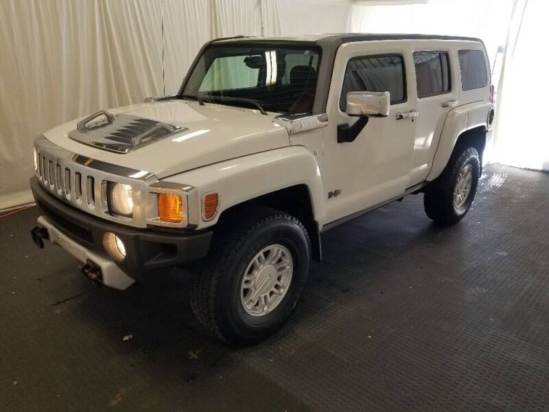 2008 HUMMER H3 for sale at Rick's R & R Wholesale, LLC in Lancaster OH