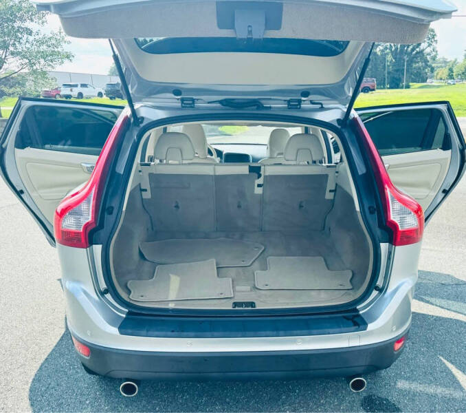 2013 Volvo XC60 3.2 Premier Plus