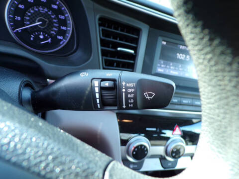 2019 Hyundai Elantra