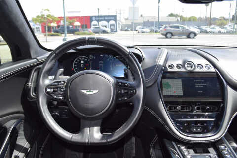 2021 Aston Martin DBX