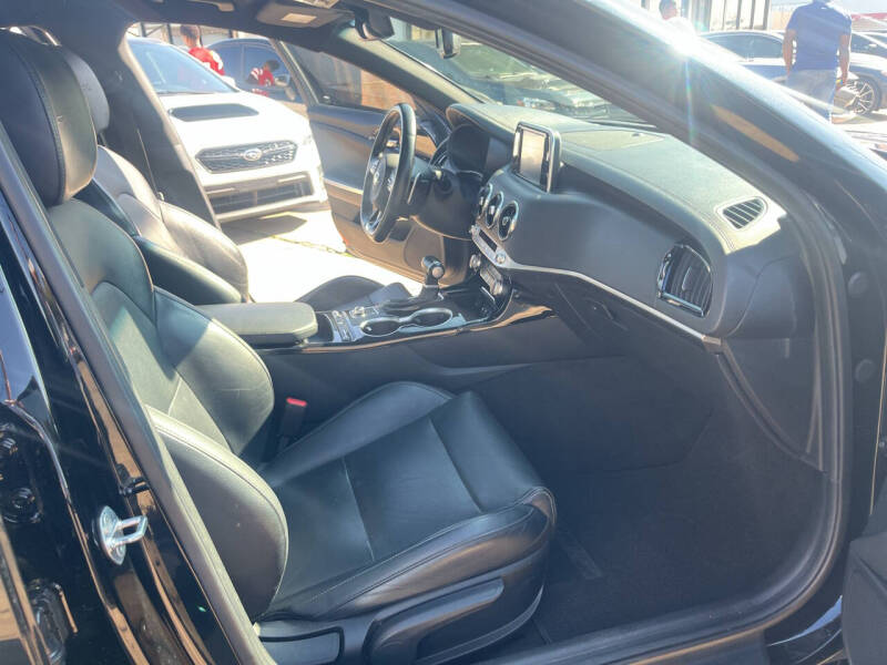 2020 Kia Stinger GT-Line