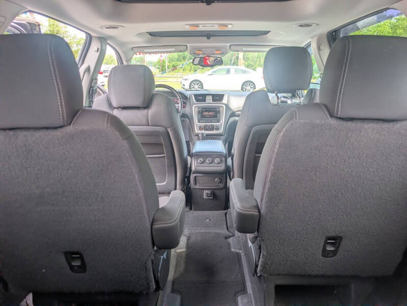 2015 GMC Acadia SLE-2