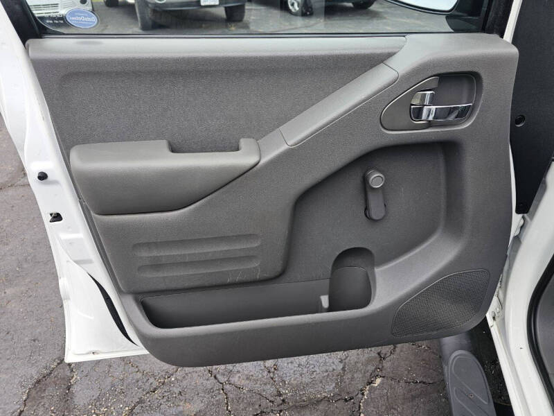 2017 Nissan Frontier S