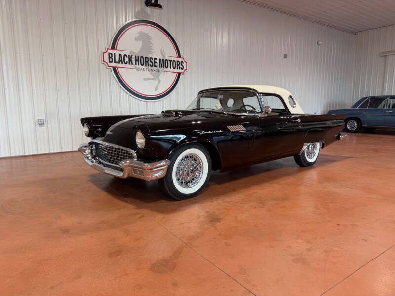 1957 Ford Thunderbird