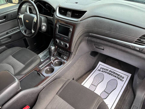 2017 Chevrolet Traverse LT