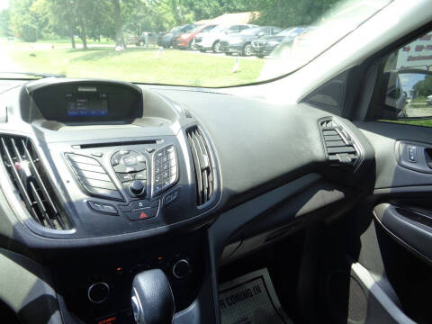 2016 Ford Escape S