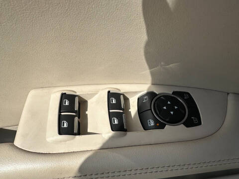 2017 Lincoln MKZ Select