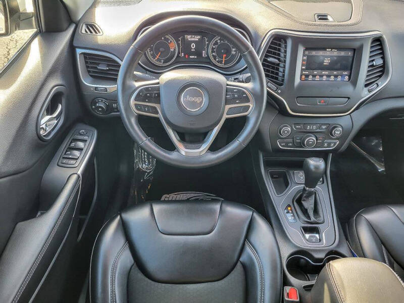 2019 Jeep Cherokee Latitude Plus