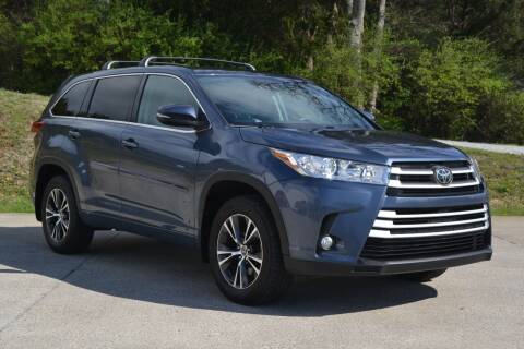 2018 Toyota Highlander for sale at Direct Auto Sales in Franklin TN