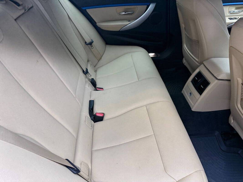 2017 BMW 3 Series 330i xDrive