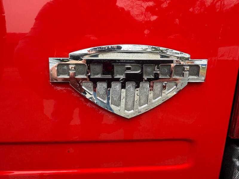 2009 HUMMER H3 Alpha