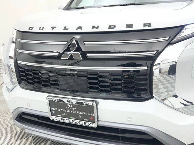 2026 Mitsubishi Outlander SE
