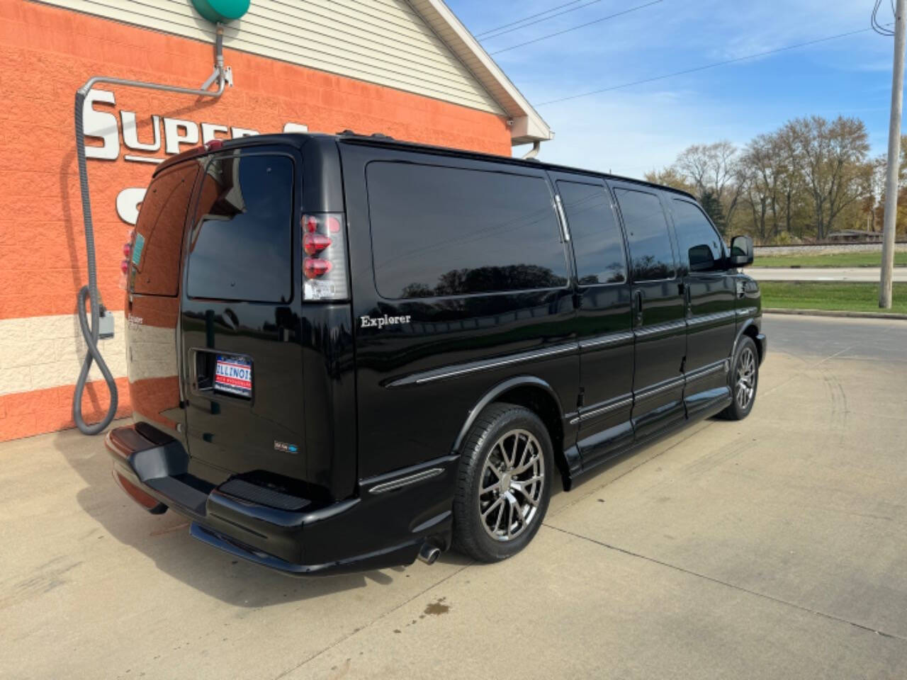 2012 Chevrolet Express for sale at Illinois Auto Wholesalers in Tolono, IL