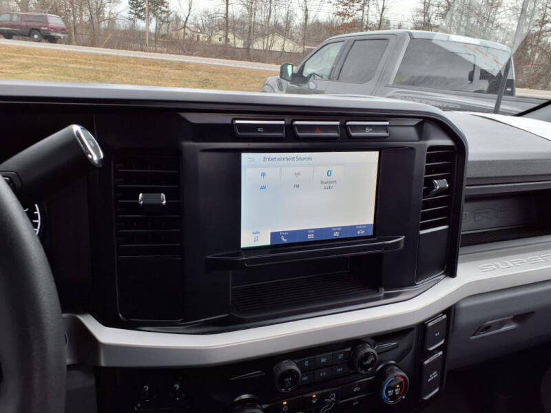 2024 Ford F-350 Super Duty XL