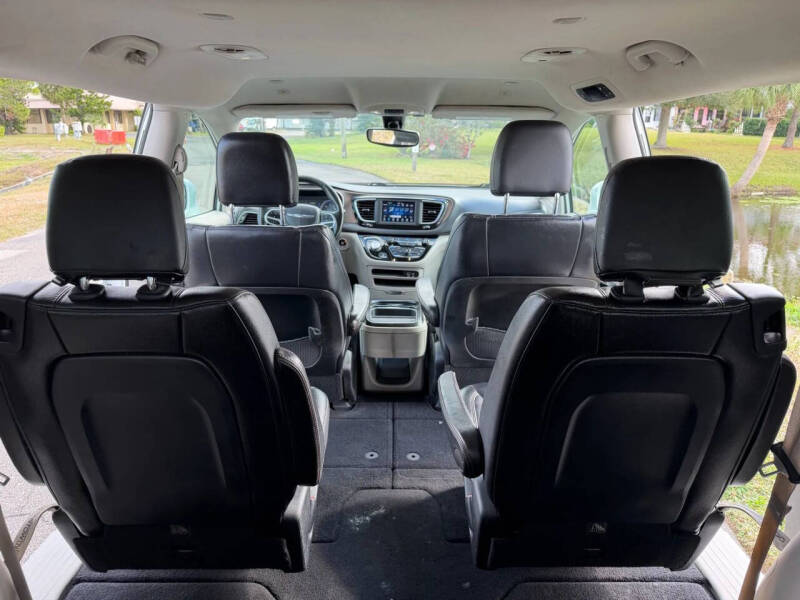 2018 Chrysler Pacifica Touring L