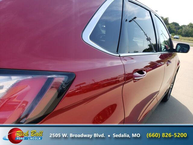 2023 Ford Edge Titanium