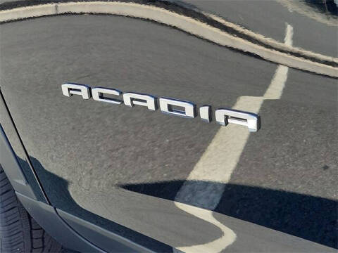 2024 GMC Acadia Elevation