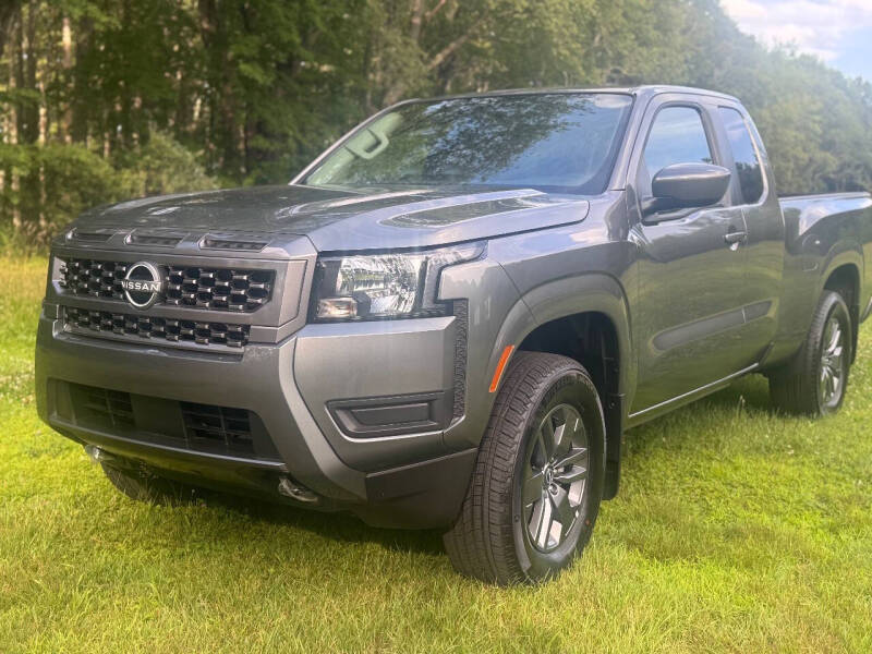 2025 Nissan Frontier SV's photo