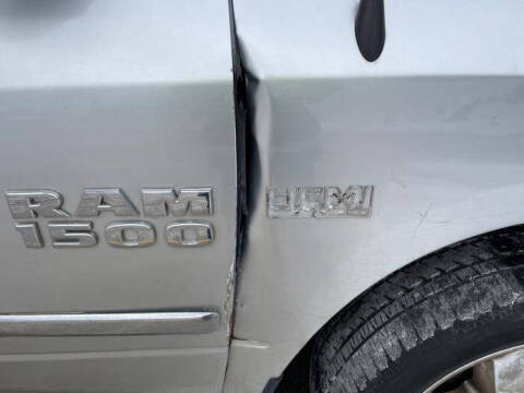 2015 RAM 1500 SLT