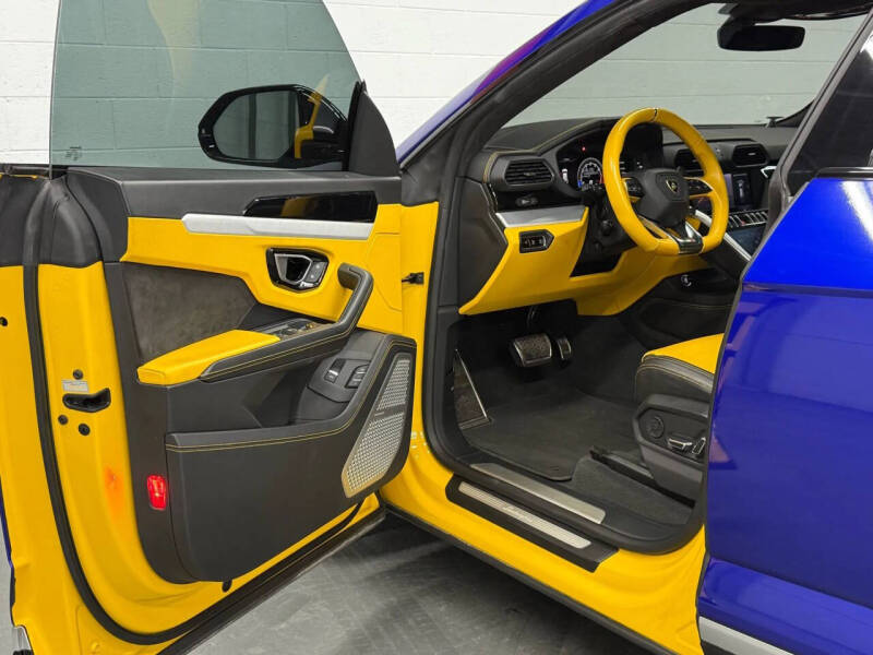 2019 Lamborghini Urus