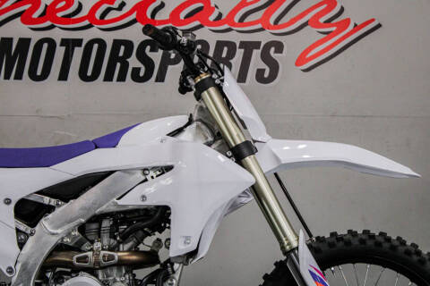 2024 Yamaha YZF-R7 GP 60th Anniversary Edi