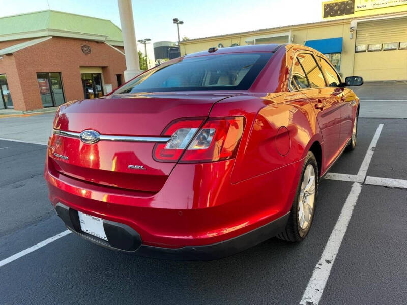 2012 Ford Taurus SEL