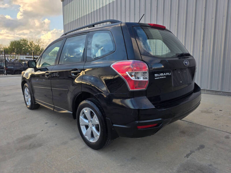 2015 Subaru Forester 2.5i
