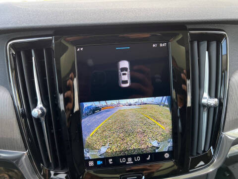 2023 Volvo S90 B6 Plus