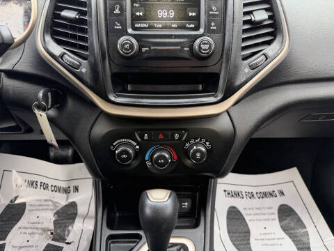 2017 Jeep Cherokee Sport Altitude