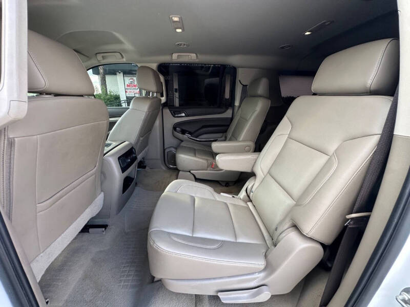 2020 Chevrolet Suburban LT