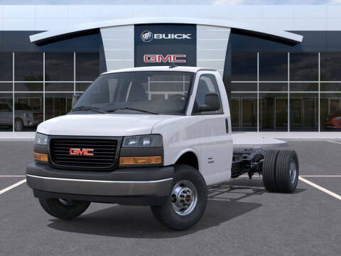 2025 GMC Savana 3500