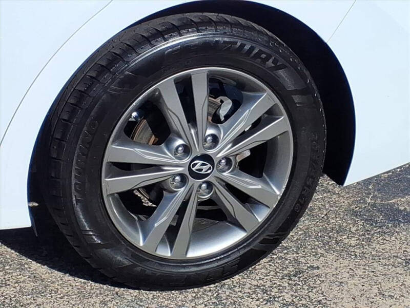 2018 Hyundai Elantra