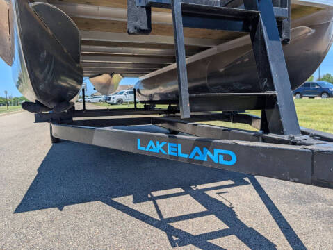 2020 Forester Pontoon