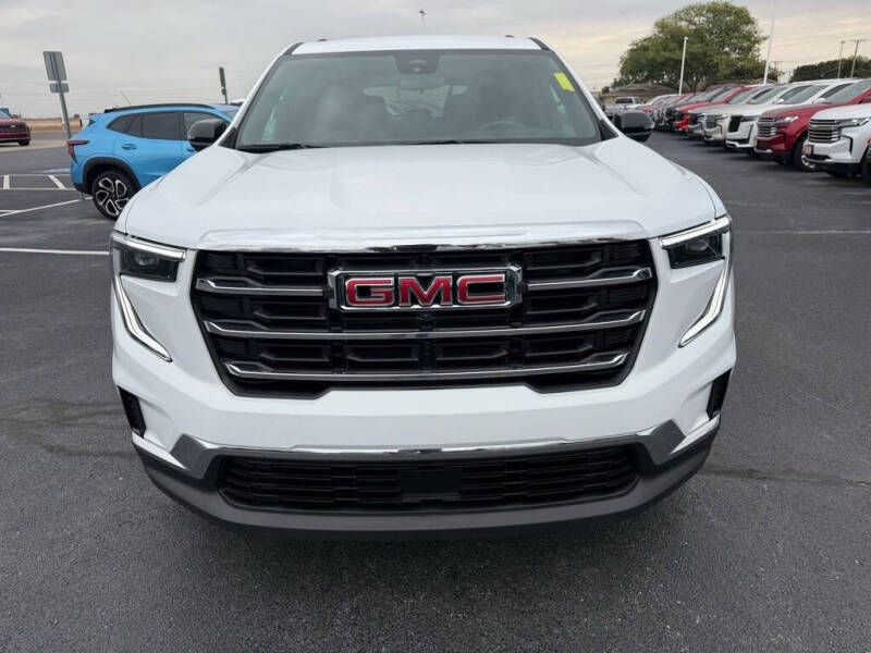 2025 GMC Acadia Elevation