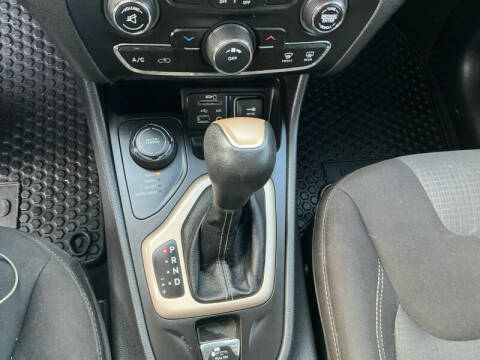 2017 Jeep Cherokee Latitude