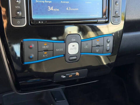 2013 Nissan LEAF SV