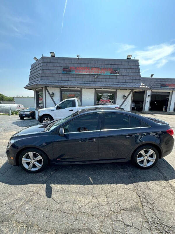 2016 Chevrolet Cruze Limited 2LT photo 2