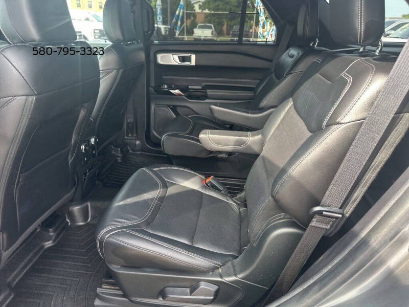 2022 Ford Explorer ST