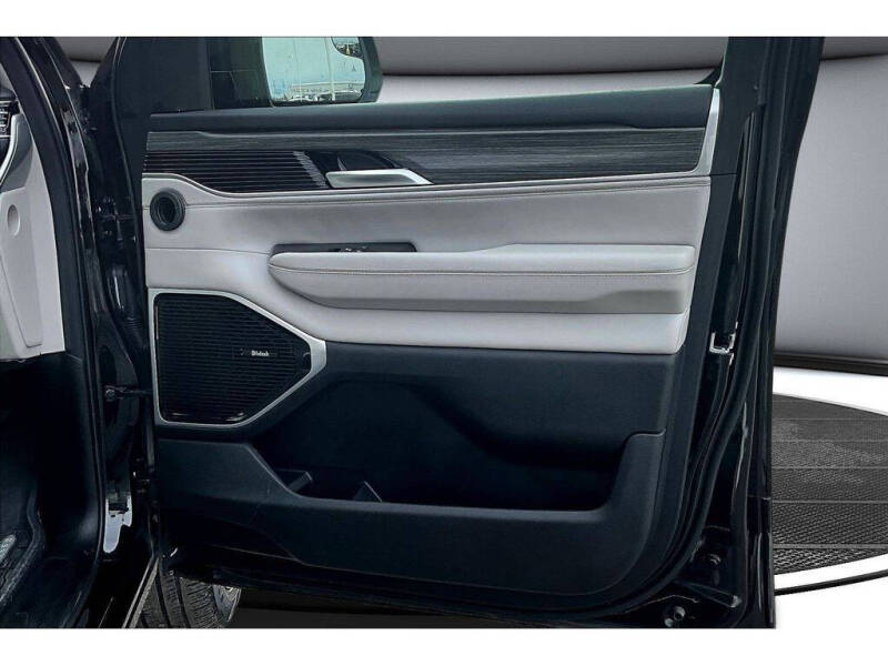 2024 Jeep Wagoneer Series III