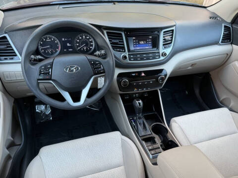 2017 Hyundai Tucson SE