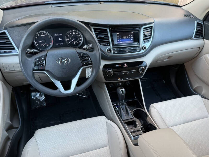 2017 Hyundai Tucson SE