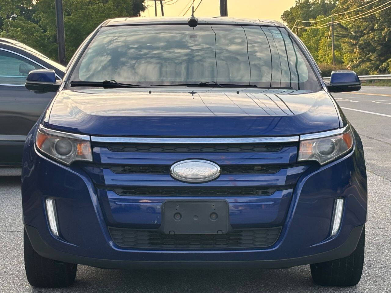 View vehicle photo 2