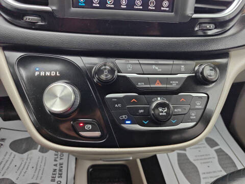 2018 Chrysler Pacifica Touring L