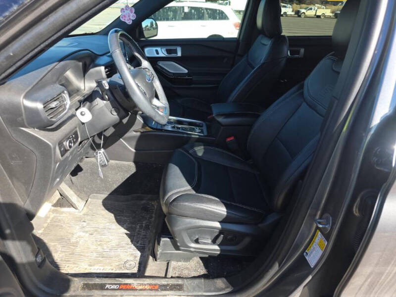 2023 Ford Explorer ST