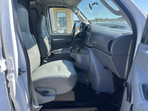 2008 Ford E-Series E-250