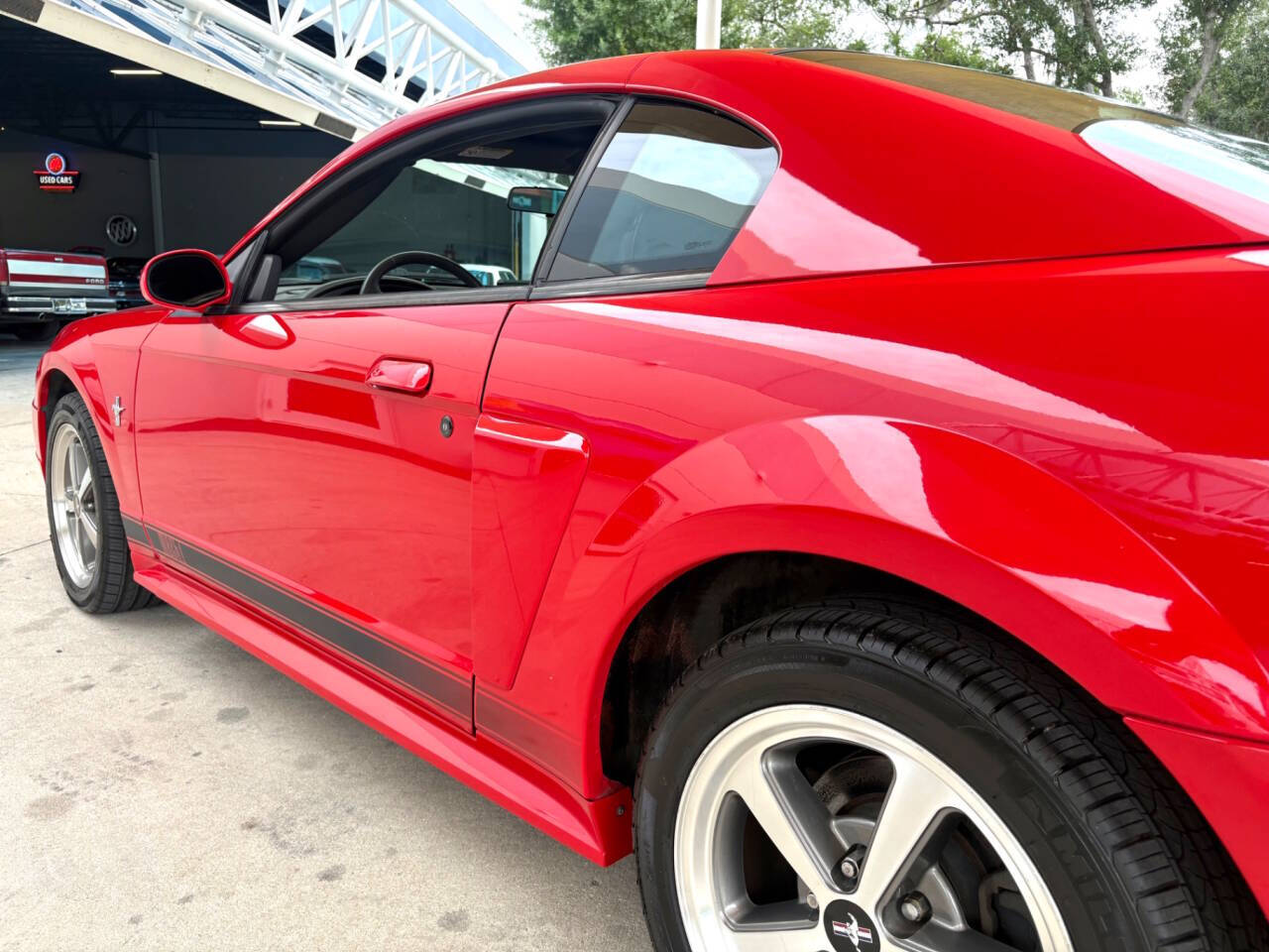 2003 Ford Mustang 14