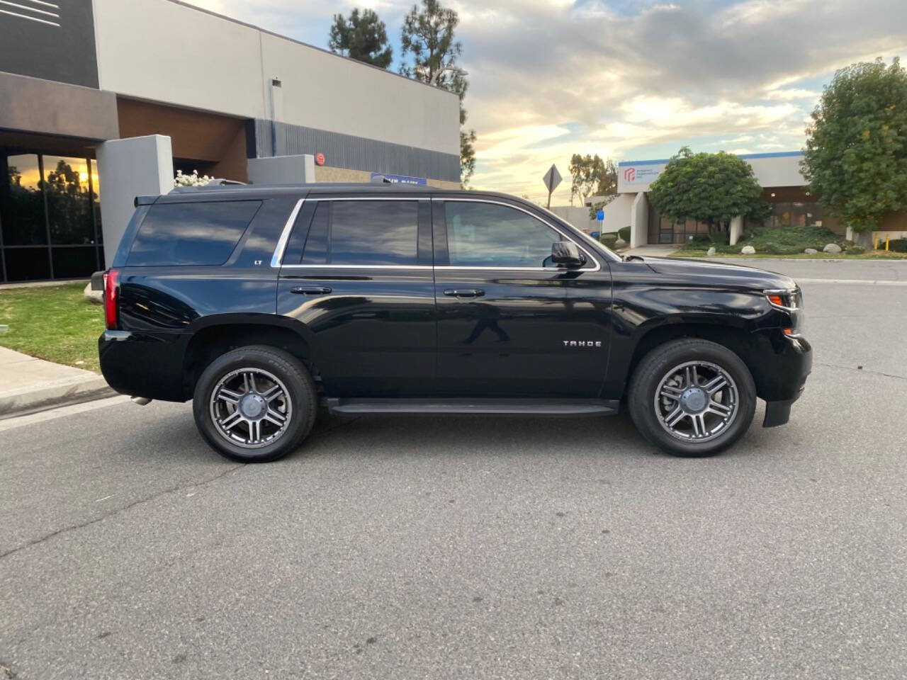 2017 Chevrolet Tahoe for sale at ZRV AUTO INC in Brea, CA